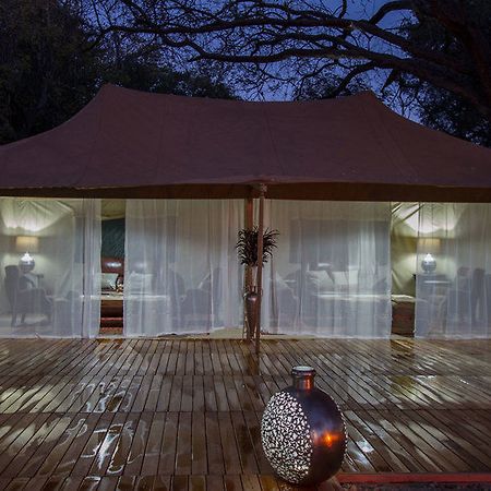 Hotel Kadizora Camp Okavango Delta Exterior foto